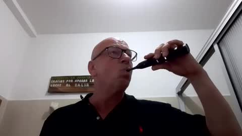 Snapshot of machinegun3dx chatting on 06.10.26 Andy online show from 06.10.26