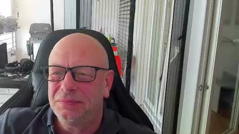 Snapshot of machinegun3dx chatting on 06.15.26 Andy online show from 06.15.26