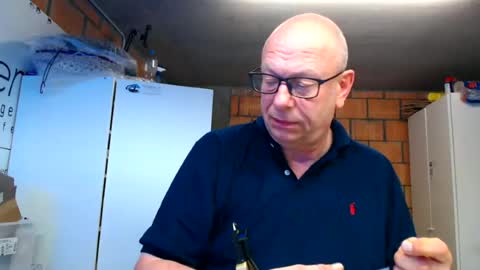 Snapshot of machinegun3dx chatting on 06.18.26 Andy online show from 06.18.26