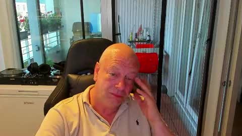 Snapshot of machinegun3dx chatting on 07.14.26 Andy online show from 07.14.26