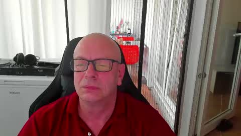 Snapshot of machinegun3dx chatting on 07.17.26 Andy online show from 07.17.26
