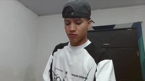 Snapshot of macho_dom chatting on 10.24.25 MACHO DOMINANTE online show from 10.24.25