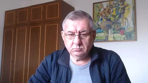 Macho online show from 10.23.25