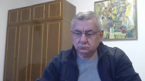 Macho online show from 10.27.25