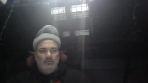 Snapshot of machuelbibliotecario chatting on 01.05.25 machu el bibliotecario online show from 01.05.25