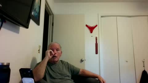 mackdocc001 online show from 06.13.26