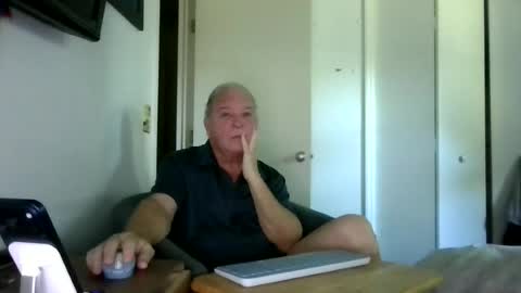 mackdocc001 online show from 06.15.26