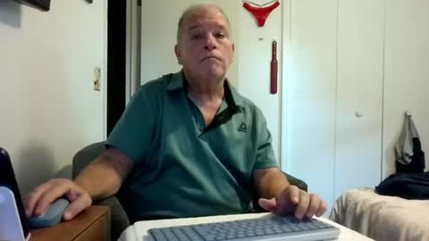 mackdocc001 online show from 07.15.26