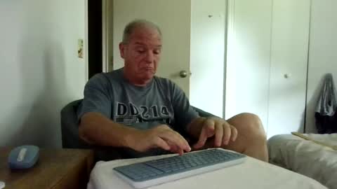 mackdocc001 online show from 07.27.26
