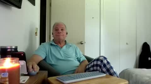 mackdocc001 online show from 08.05.26