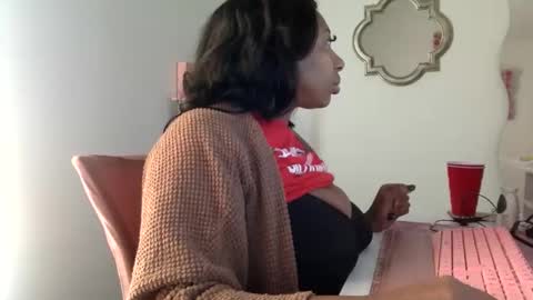 madam_glam online show from 03.13.26