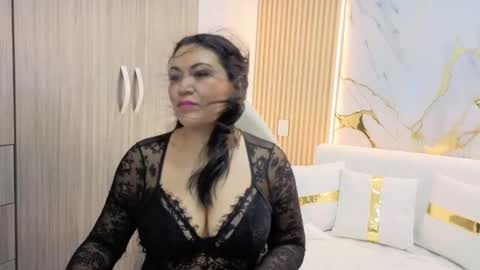 Madam Hott  online show from 09.16.25