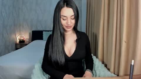 Snapshot of madam_jesse chatting on 11.15.25 Madam jesse online show from 11.15.25