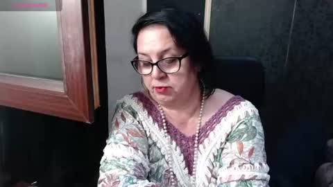 Snapshot of madam_sanjanne chatting on 06.18.26 Madam Sanjanne online show from 06.18.26