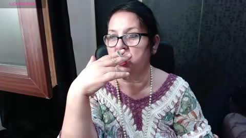 Snapshot of madam_sanjanne chatting on 07.01.26 Madam Sanjanne online show from 07.01.26