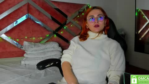 Snapshot of madame_ibby chatting on 01.02.25 madame ibby online show from 01.02.25