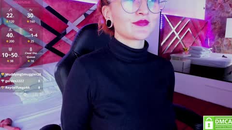 Snapshot of madame_ibby chatting on 01.17.25 madame ibby online show from 01.17.25