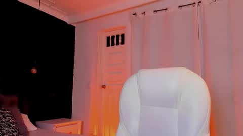  madame lilith  online show from 02.04.26