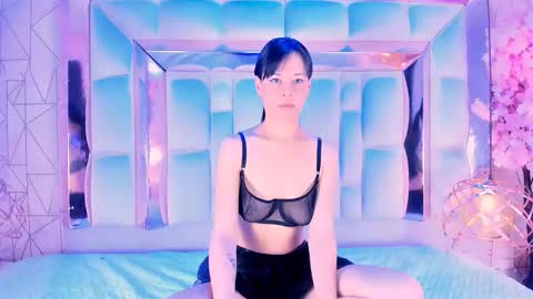  madamedesade01   online show from 11.02.25