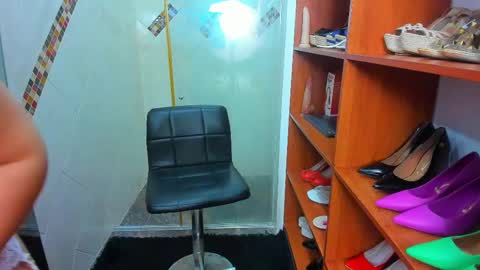 Madame Carla  online show from 03.04.25