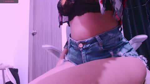 Snapshot of madcatberry chatting on 02.10.25 alex online show from 02.10.25