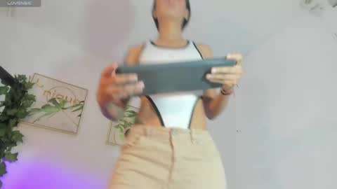 Maddie Ray online show from 04.24.26