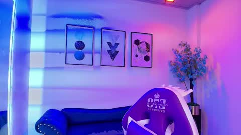 maddie_t18 online show from 03.27.26