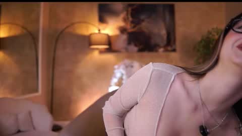 Maddie online show from 12.14.25