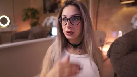 Maddie online show from 03.04.26