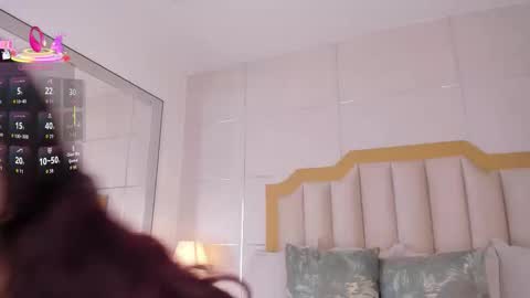    online show from 10.05.25