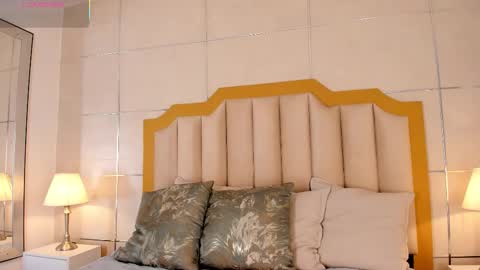    online show from 12.04.25