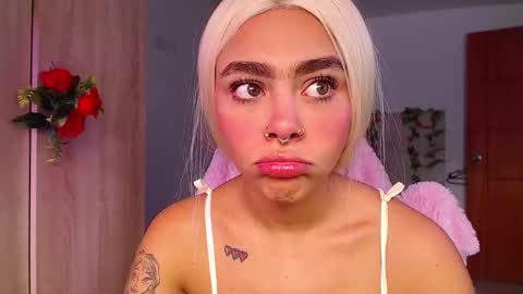 maddiie and clyde online show from 10.06.25