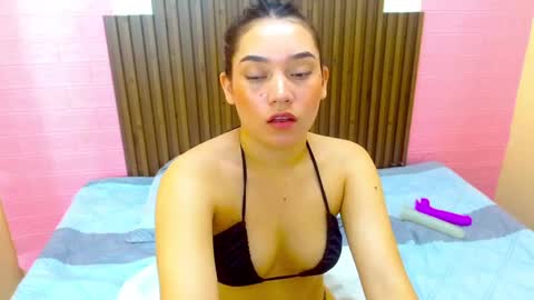 MY NAME IS MADDI online show from 01.26.25