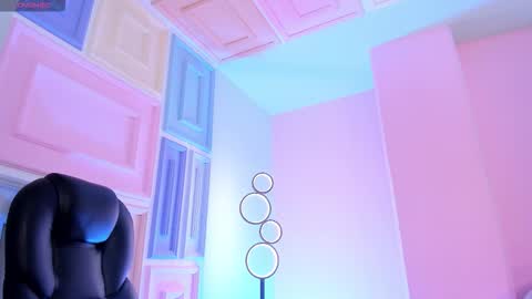 Maddison online show from 01.11.26