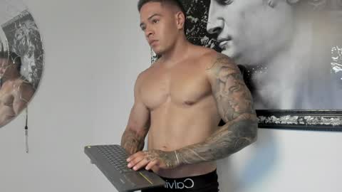 Snapshot of maddox_santana chatting on 02.08.25 Maddox Santana online show from 02.08.25