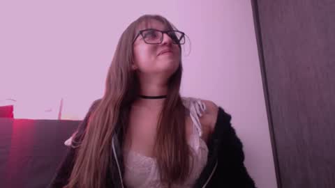 Snapshot of maddy_14 chatting on 11.07.25 Maddy UwU online show from 11.07.25