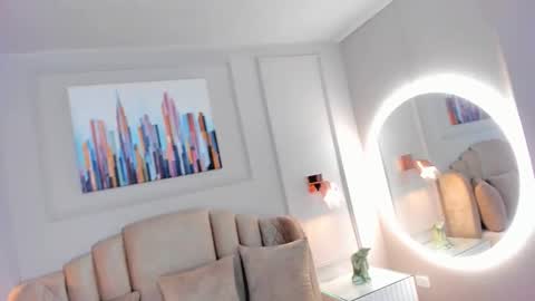 Maddy  online show from 10.01.25