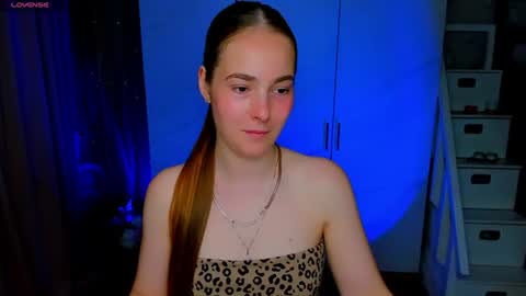 Snapshot of maddy_gate chatting on 06.15.26 maddy_gate online show from 06.15.26