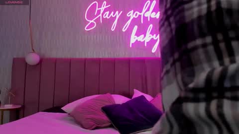 Maddy  online show from 09.19.25