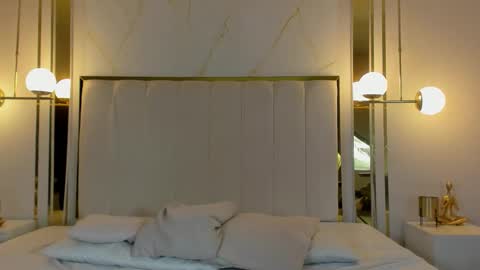 Maddy  online show from 09.24.25