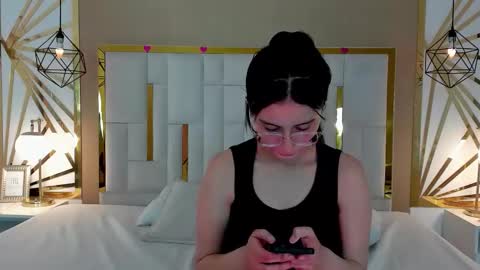 Maddy  online show from 10.18.25