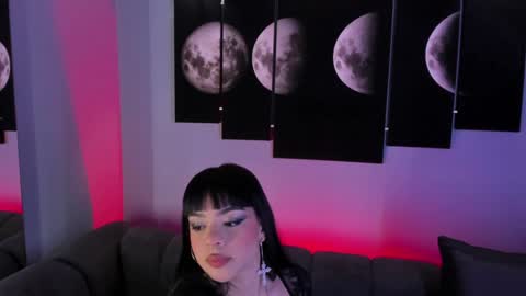 Maddy  online show from 02.04.25