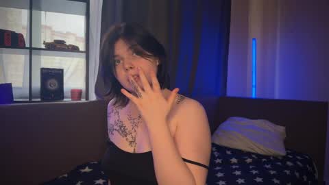 Snapshot of maddyvibe chatting on 04.01.26 Maddy online show from 04.01.26