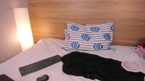 Madelaine  online show from 03.21.26