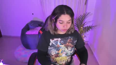 madelaine_taylor online show from 01.22.25