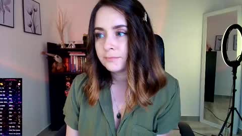 Snapshot of madelamee chatting on 02.02.26 madelamee online show from 02.02.26