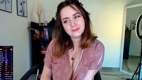 Snapshot of madelamee chatting on 02.04.26 madelamee online show from 02.04.26