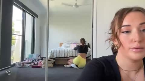 Madeline Harper online show from 09.19.25