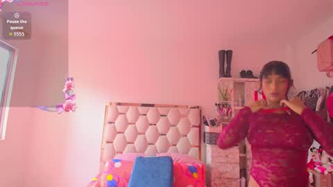 madelyn roses online show from 10.12.25