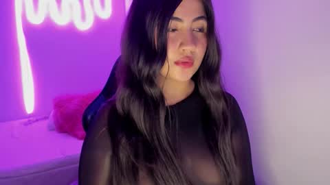 Madisson Smith  online show from 11.20.25